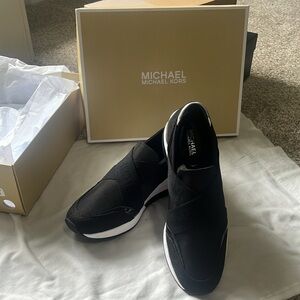 Michael Kors black and white sneaker, US size 9, comes with box, New